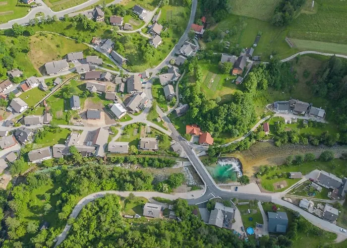 House Radovna Bled 度假居 *